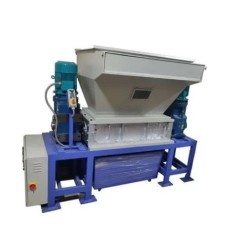 monocartons-shredder-machine-with-voltage-415v-model-number-ds1015-54106