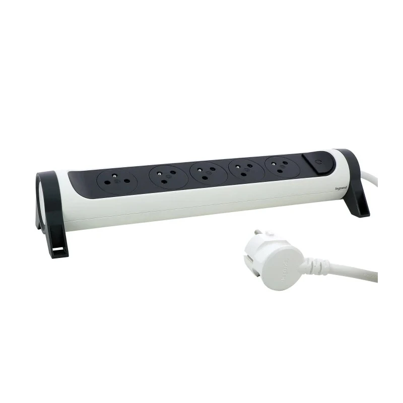 Legrand 3 m 5 Socket Type E Extension Lead 16A 3680W with IK 04 Impact Resistance 049461