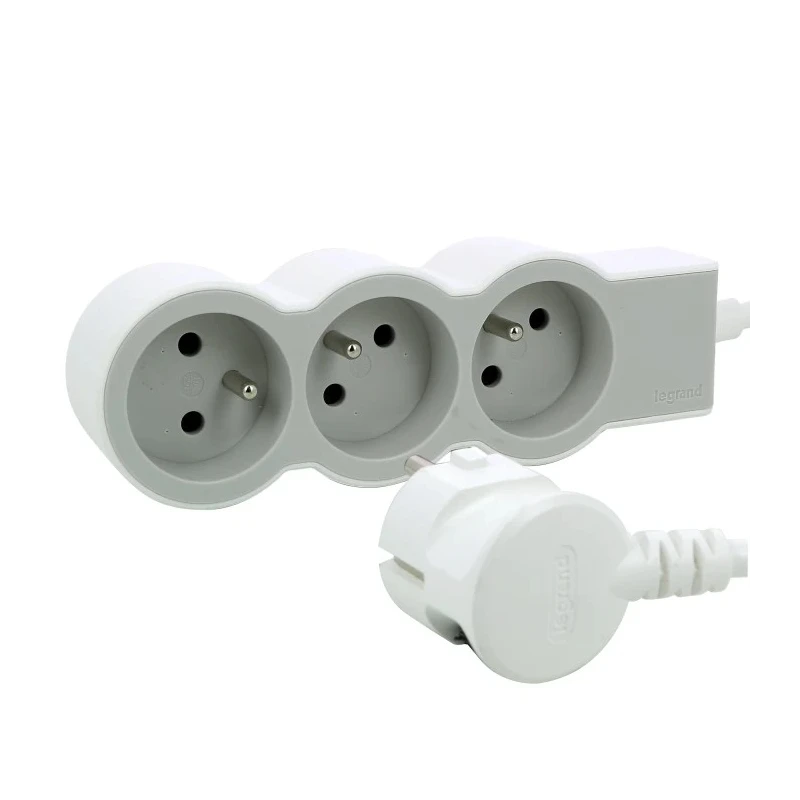 Legrand Extension Lead with 1.5 m Cable, 3 Socket Type E, 16A, 3680W, RoHS Compliant, Model 049470