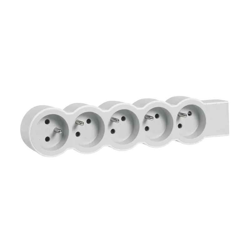 Legrand 5 Socket Type E Extension Lead 16 A 3680 W Impact Resistant IK04 50 Hz Model 049498