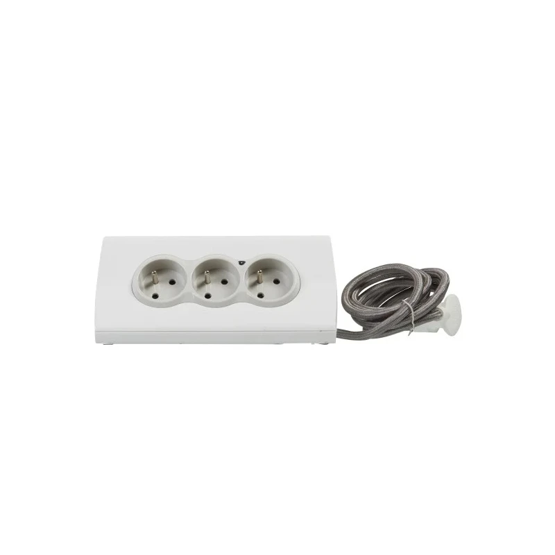Legrand Extension Lead 1.5 m Cable Length 3 Socket Type E 16A Circuit Breaker 050410