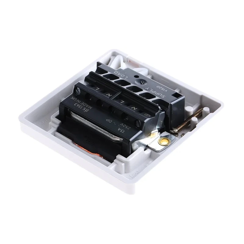 MK Electric 13A 1 Gang Switched Fused Spur High Grade Thermoset Surface/Flush Mount K370 WHI