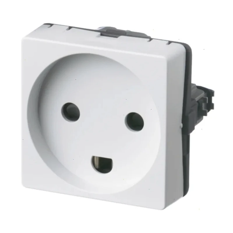 LK 10A White 1 Gang Plug Socket Indoor Type K 501D6011