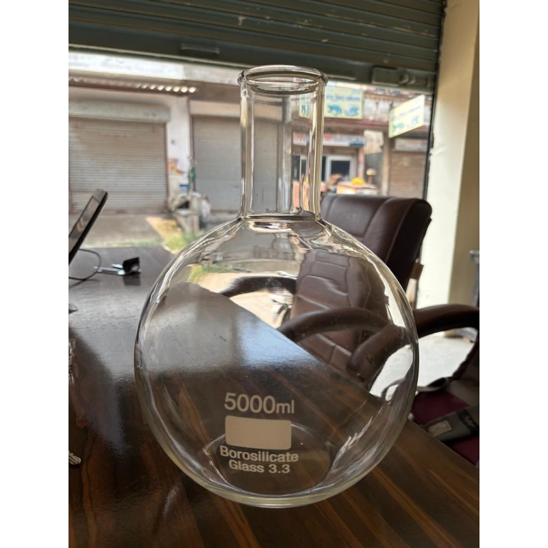 5000 ml Flat Bottom Flask - High Precision | EnvMart