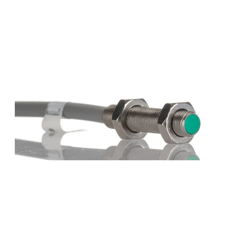RS PRO Threaded Barrel Inductive Proximity Sensor M5 x 0.5, PNP 3V 0.8 mm Sensing Range 30 V dc 200mA NBB0,8-5GM25-E2