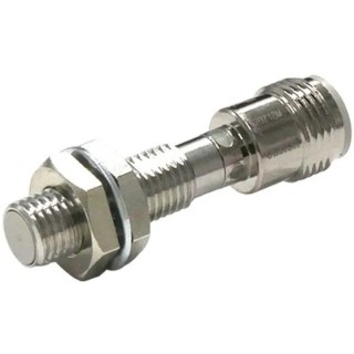 Omron Threaded Barrel Inductive Proximity Sensor M8 x 1, NPN Output, 30 V DC, 16mA Switching Current, 2 mm E2E-X2C18-M1