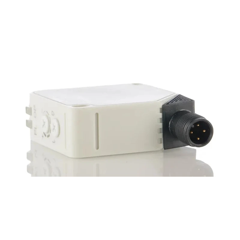 RS PRO Diffuse Reflection Photoelectric Sensor, Block Sensor, 2 m Detection Range, NPN/PNP Output, IP67 Rated IP67