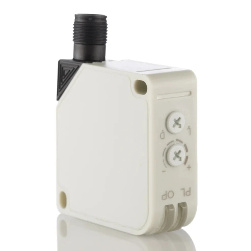 RS PRO Diffuse Reflection Photoelectric Sensor, Block Sensor, 2 m Detection Range, NPN/PNP Output, IP67 Rated IP67