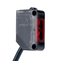 Omron Retroreflective Photoelectric Sensor, Rectangular, 4 m Detection Range, PNP Output, IP67 E3Z-R81 5M
