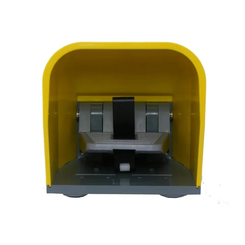 RS PRO Medium Duty Snap Action Foot Switch with 1 NO/1 NC Thermoplastic Housing 6A Contact Current 400 V ac 238-0563