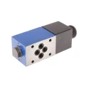 Bosch Rexroth Directional Control Valve, Directional Spool, 2 Positions, 4 Ports, 12V Solenoid R900551704