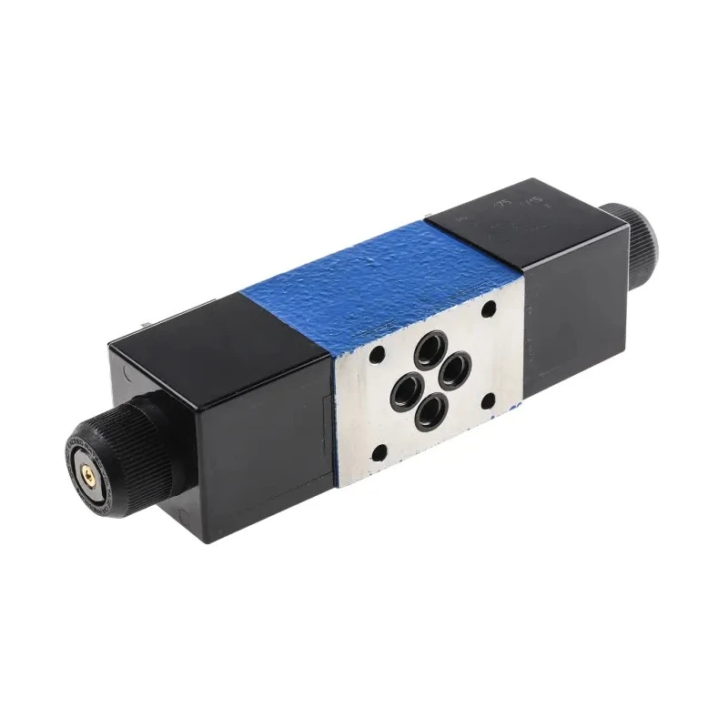 Bosch Rexroth Hydraulic Directional Spool Valve, DIN Mount, Type D, Double Solenoid, 230V, 60L/min Flow, 350bar R900552321