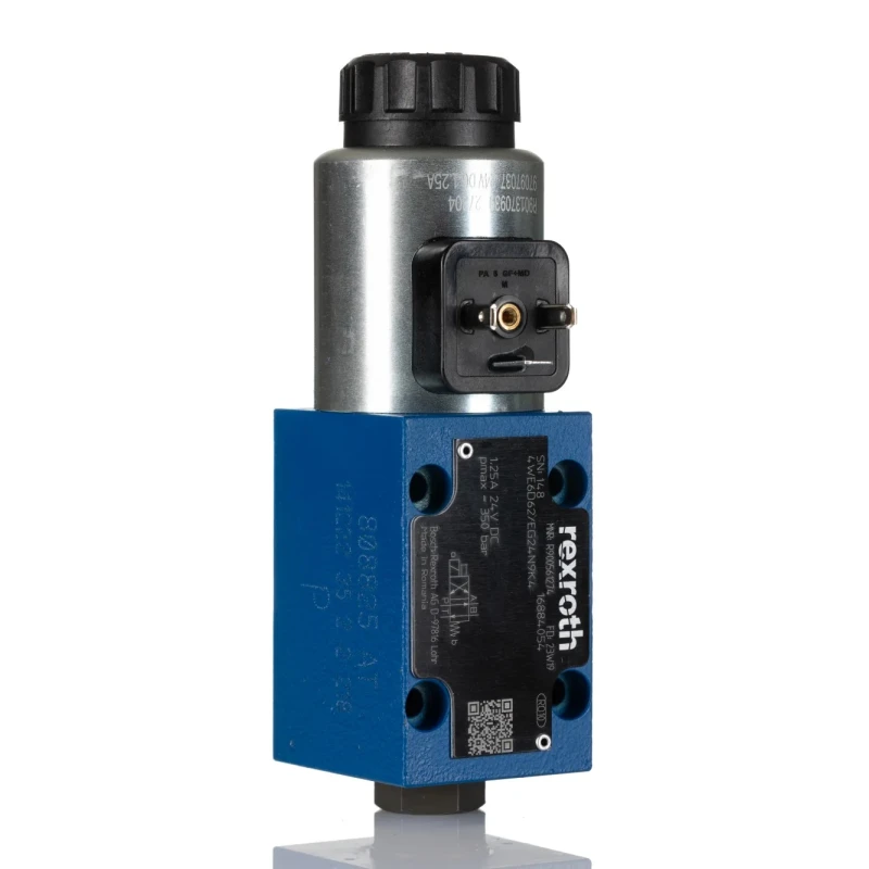 Bosch Rexroth Hydraulic Directional Control Valve 3 Positions 4 Ports 230V R900561274