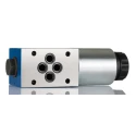 Bosch Rexroth Hydraulic Directional Control Valve 3 Positions 4 Ports 230V R900561274
