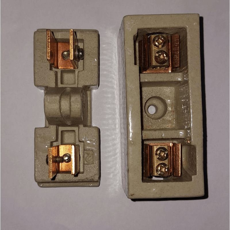 selvo-16-amp-415-volts-porcelain-fuse-unit-kitkat-fuse-gselpfu11020-pack-of-3-56670-2