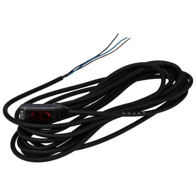 Omron Retroreflective Photoelectric Sensor Block Style 5 mm to 15 mm Detection Range PNP Output IP67 E3T-SL13 2M