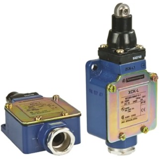 Telemecanique Sensors OsiSense XC Series Roller Plunger Limit Switch 1 NO/1 NC IP66 Zinc Alloy Housing 240V AC 3A 