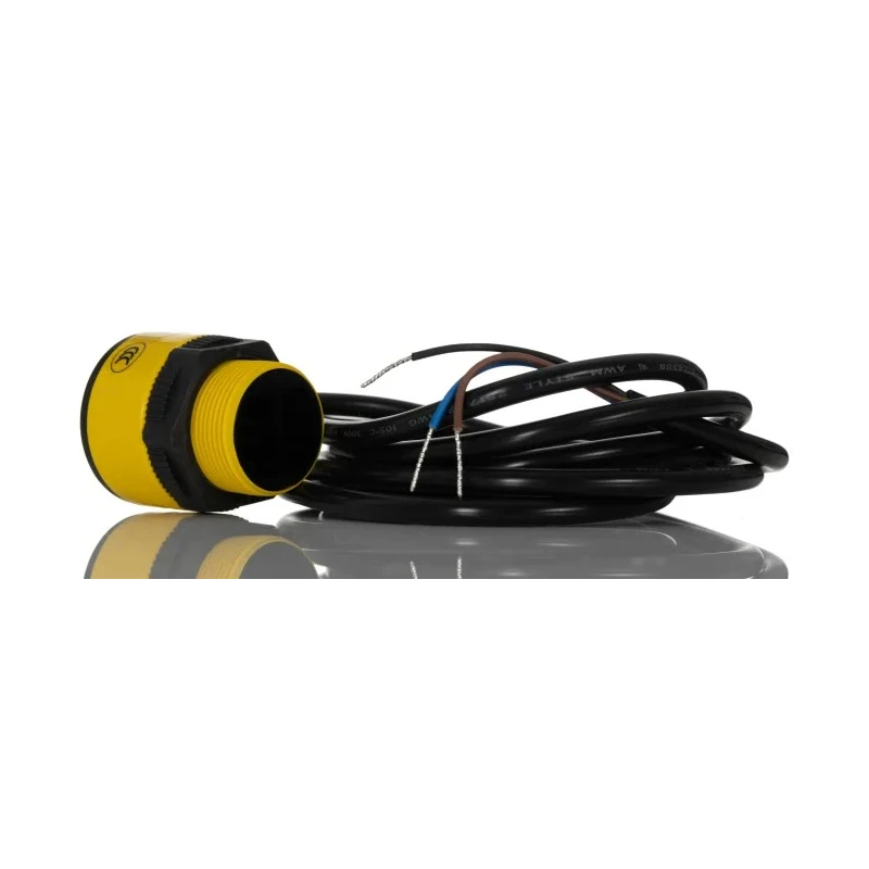 Banner Diffuse Photoelectric Sensor, Barrel Style, 400 mm Detection Range, Relay Output, IP69K, Model T30AW3FF400