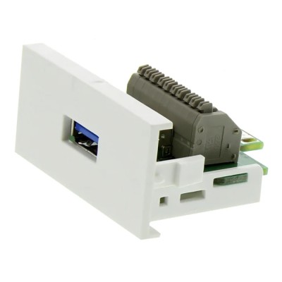 RS PRO Female 1 Gang USB A 3.0 Plastic Wall Faceplate 768-4318