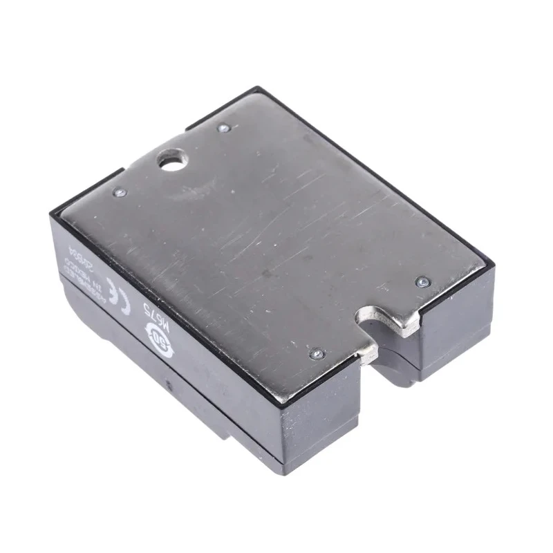 Crydom HD Series Solid State Relay, 90A Load, Panel Mount, 530V Load Voltage, 32V Control Voltage HD4890