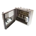 Eaton 3-Pole Panel Isolator Switch 20A, IP40, Panel Mount, Screw Terminal, Silver Handle 15AXTN2