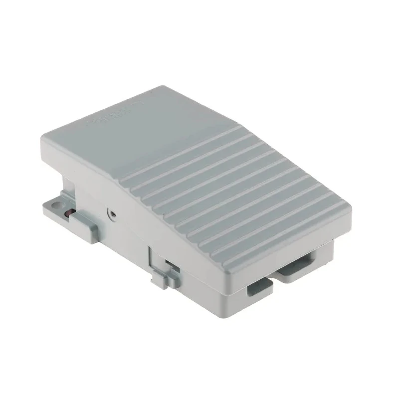 Schneider Electric Industrial Duty Momentary On-Off Foot Switch Metal Housing 2 NO/2 NC Contacts 3 A, 270 mA Contact XPEM111
