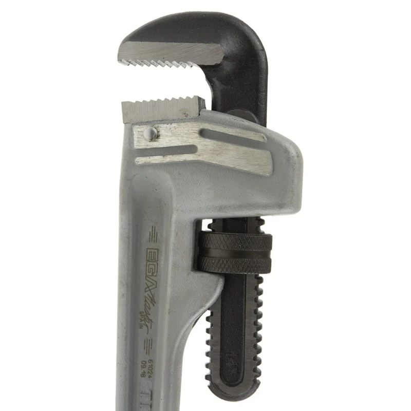 Ega-Master Pipe Wrench with 50.8 mm Jaw Capacity, 355.6 mm Overall Length, Metal Handle, VDE/1000V Approved 61024