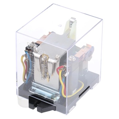 Omron Power Relay 24V AC Coil, 5A Switching Current, DPDT Contact Configuration G4Q-212S 24VAC