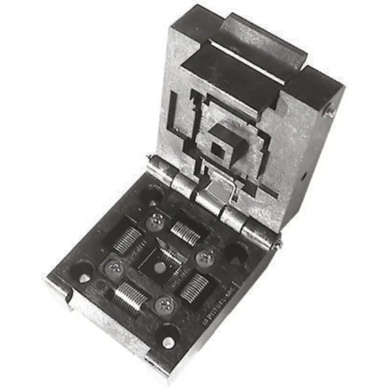 Yamaichi 0.5 mm Pitch 40 Way QFN Through Hole Test IC Socket QFN11T040-006