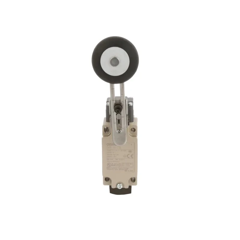 Omron Roller Lever Interlock Switch 1 NO/1 NC, IP67, Die Cast Aluminium Housing, 400V AC, 2A, 