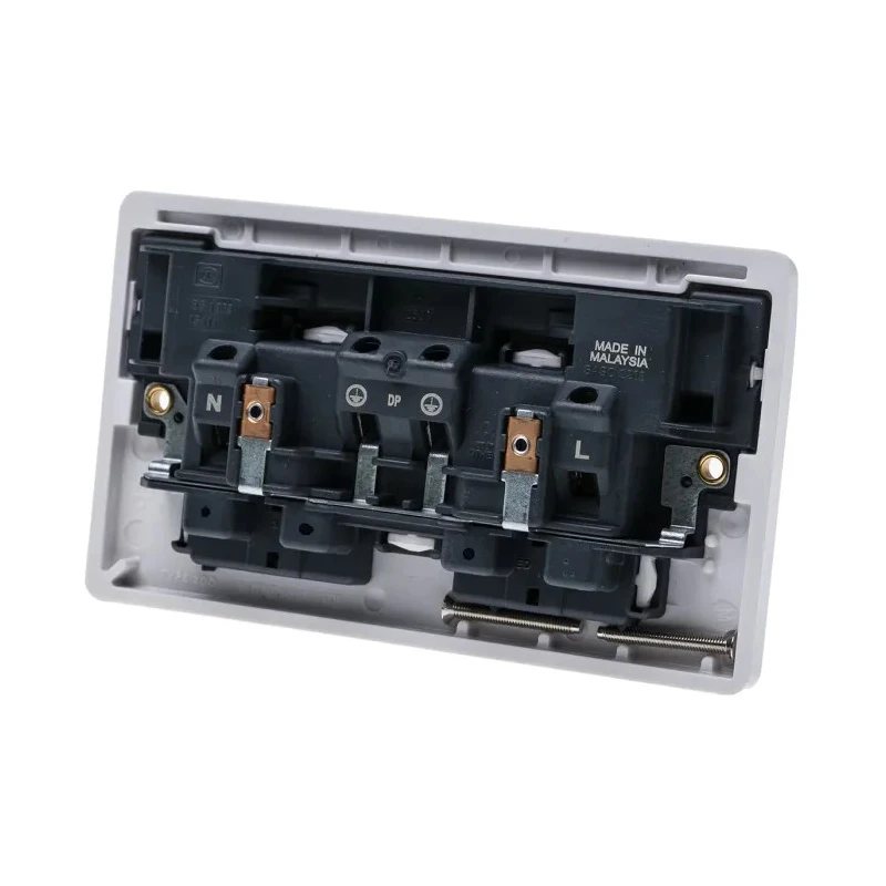MK Electric 13A White 2 Gang Surface Mount Indoor Plug Socket Type G K2746WHI