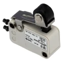 SMC Roller Lever Pneumatic Manual Control Valve 3/2 Function, Side Port, 0.8 MPa, PBT Body VM1000