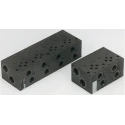 Bosch Rexroth Manifold Block 4 Stations Port Size 1/2 in Type HSR 06 R900172222