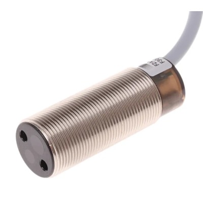 Baumer Diffuse Photoelectric Sensor Barrel Sensor 20 mm to 150 mm PNP IP65 FZAM 18P1155