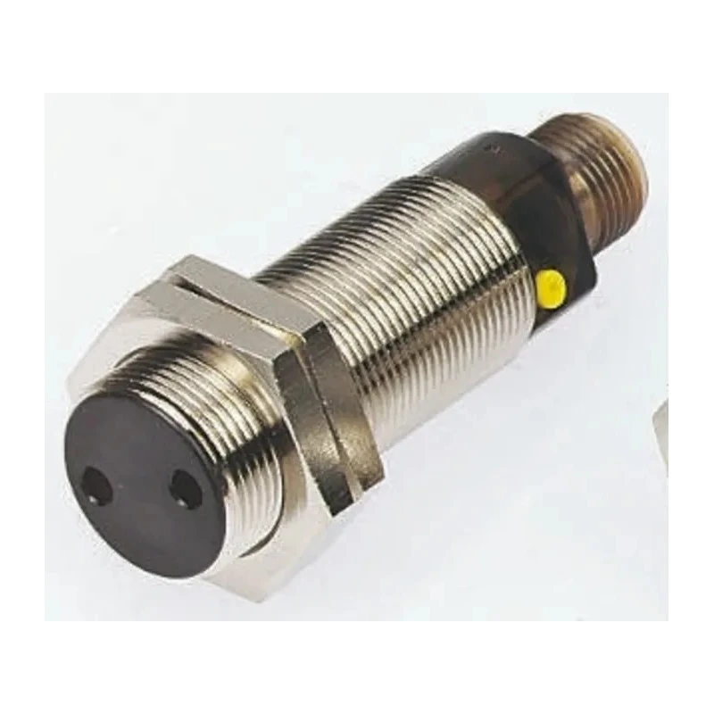 Baumer Retroreflective Barrel Photoelectric Sensor 3.2 m Range PNP Output IP67 FPAM 18P3151/S14