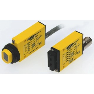 Banner Retroreflective Photoelectric Sensor Block Style PNP Output IP67 1 m Detection Range SME312LPC
