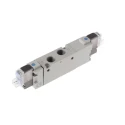 SMC Pneumatic Solenoid Valve - Pilot G 1/8, 5/3 Function, 24V DC, Die Cast Aluminium SYJ7000