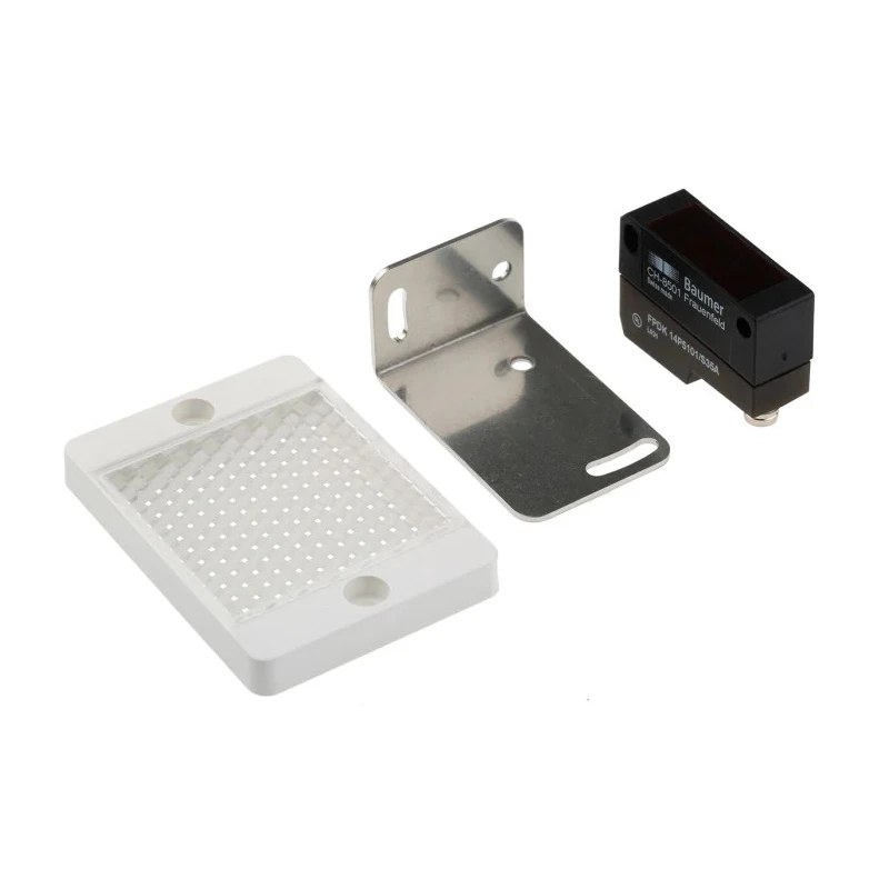 Baumer Retroreflective Photoelectric Sensor, Block Style, 7.2 m Detection Range, PNP Output, IP67 Rated FPDK 14P5101/S35A