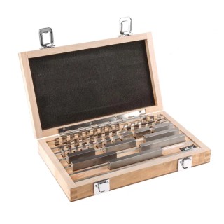 RS PRO Steel Metric Gauge Block Set, 47 Piece, Heat Treated with UKAS 5 Point Calibration Certificate 409-2312