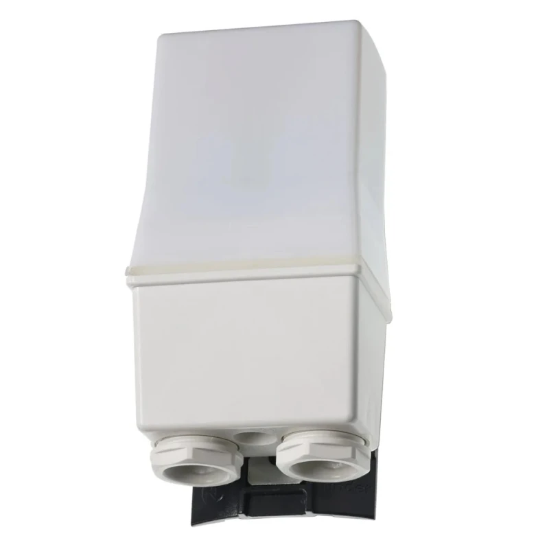 Finder Timer Light Switch 230V DPST-NO Contact Configuration with Built-in Light Sensor 10.32.8.230.0000