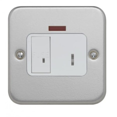 Contactum 13A 1 Gang Switched Fused Spur Metalclad White IP2X BS 1363-4 CLA3467