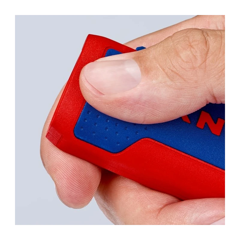Knipex TwistCut® Manual Pipe Cutter Plastic Cutting Capacity 13 To 32 mm 90 22 01 SB