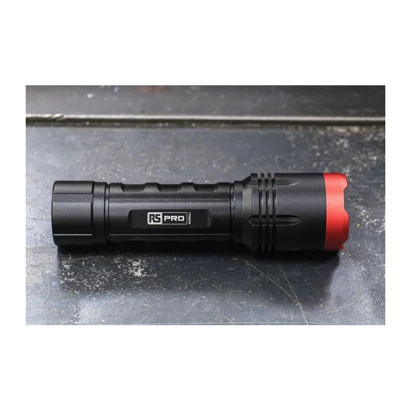 RS PRO 1400 Lumen LED Torch Black Aluminium Housing Spot and Flood Beam 6 AA Batteries 174mm 176-6034