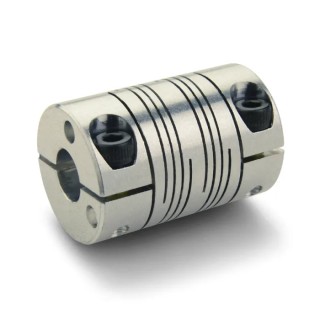 Ruland Aluminium Flexible Shaft Coupler 19.05 mm OD, 5 mm Bore, 31.75 mm Length, Clamp Style, Model FCMR19-5-5-A