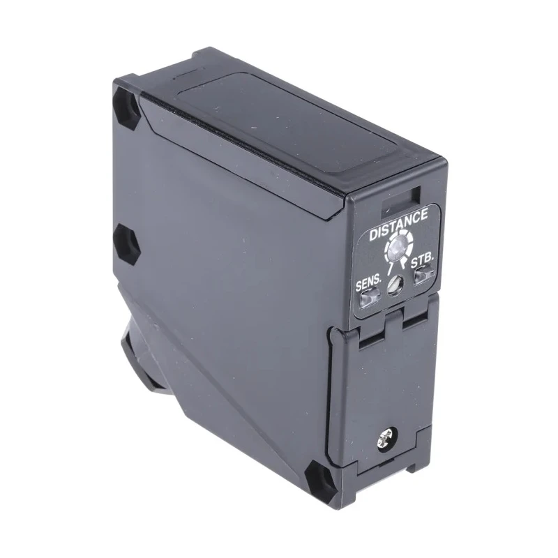 Panasonic Diffuse Photoelectric Sensor Block Style, Infrared Light Source, 100 mm to 2.5 m Detection Range, Relay EQ-501