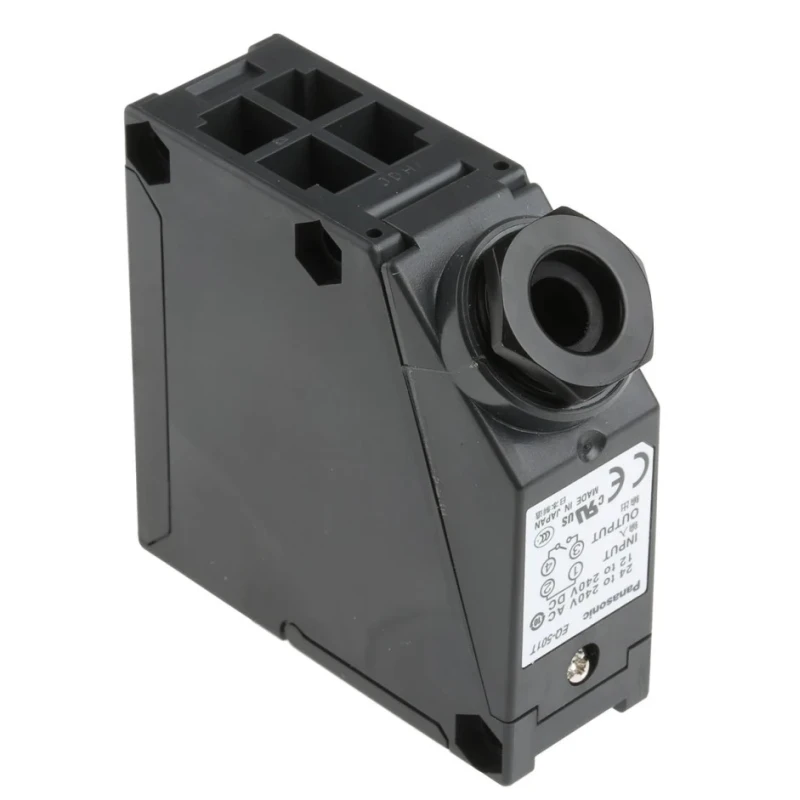 Panasonic Diffuse Photoelectric Sensor Block Style 100 mm to 2.5 m Detection Range Relay Output IP67 EQ-501T