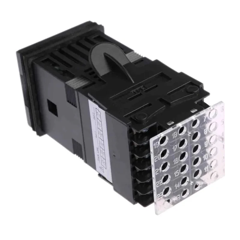 Gefran 600 Panel PID Temperature Controller 2 Input, 3 Output Relay 240V AC On-Off F000053/ 600-R-R-R-0-1