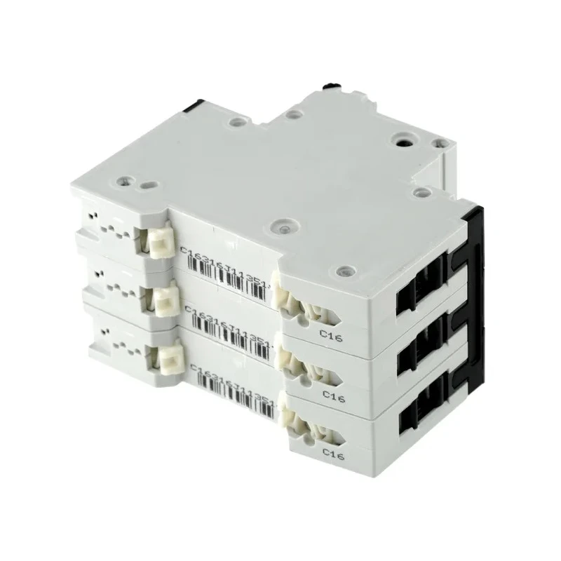 Siemens SENTRON Miniature Circuit Breaker, 3-Pole, 16A, Type C, 400V AC, 72V DC, 6 kA Breaking Capacity 5SY6316-7