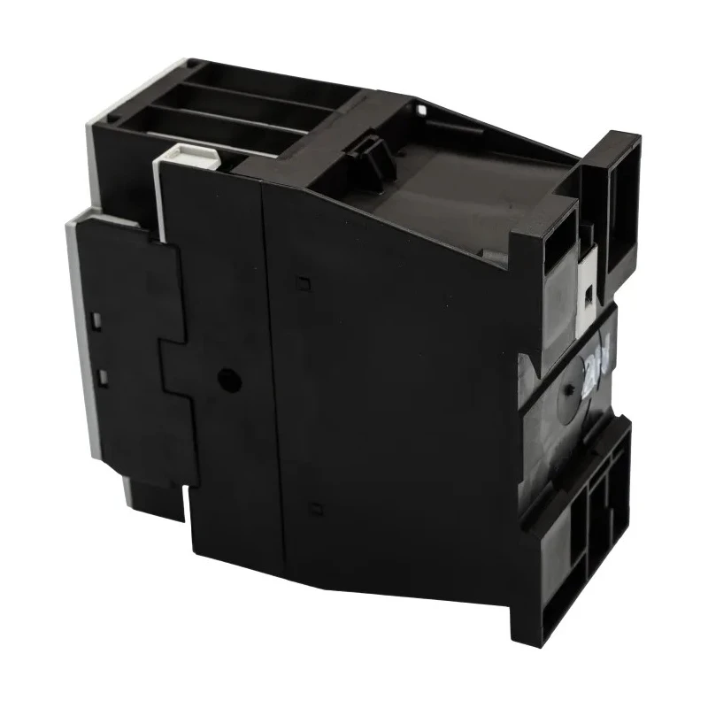 Eaton Contactor 3-Pole 32A, 15kW Power Rating, 24V AC Coil, 400V AC Contact Voltage 277247 DILM32-10(24V50HZ)