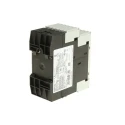 Siemens 6A SIMOCODE Pro C Motor Protection Unit, 110–240 V ac/dc, Thermistor Sensing, IP20, 4 Poles 3UF7000-1AU00-0
